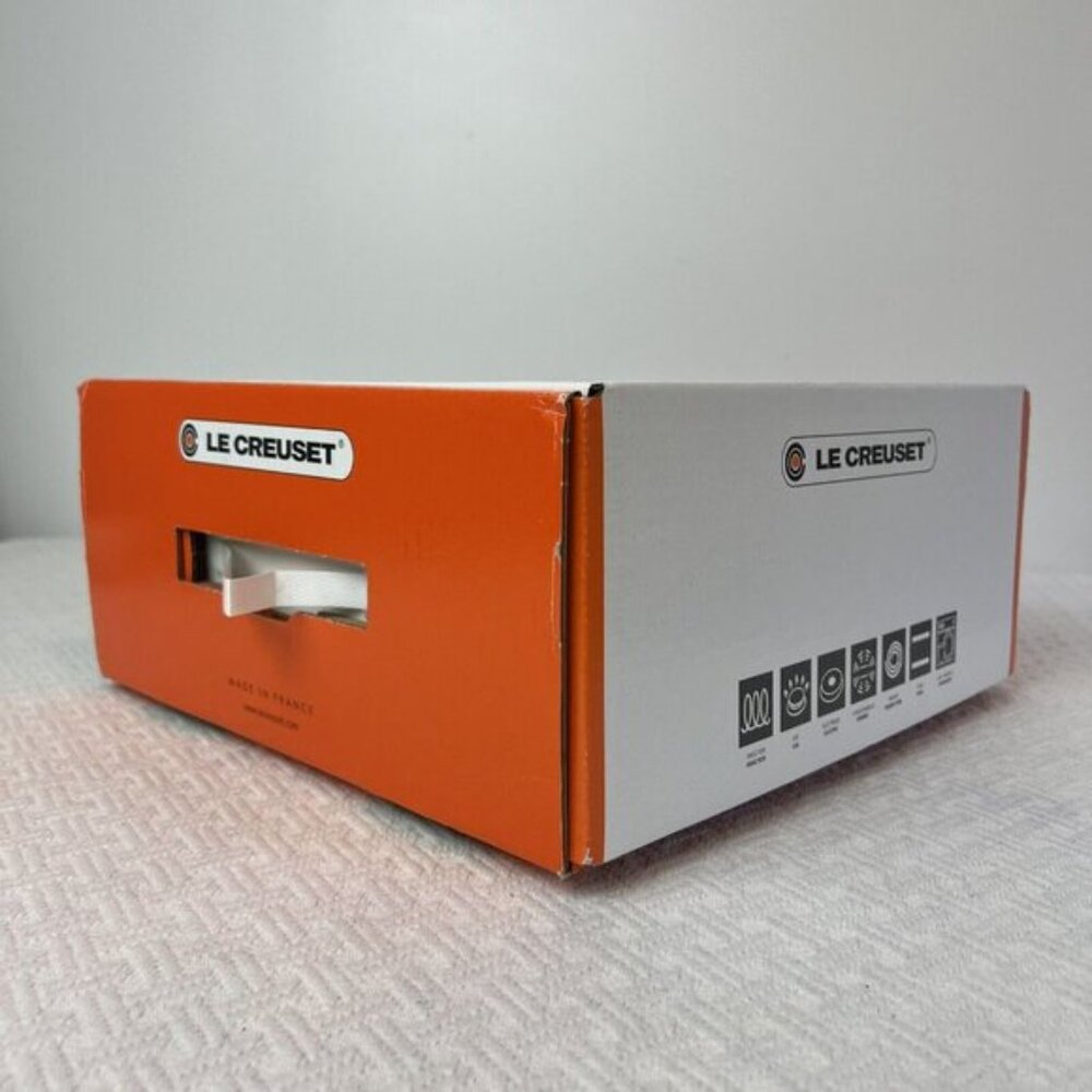 Le Creuset Dutch Oven 4.5Qt 4.2L Shell Pink #24 Brand New in Box 4.2 Casserole - Picture 9 of 11